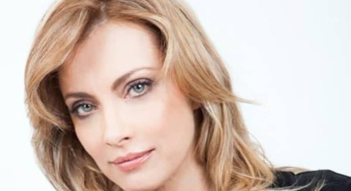 Emma Rabbe lideró en Canadá concierto por víctimas del terremoto