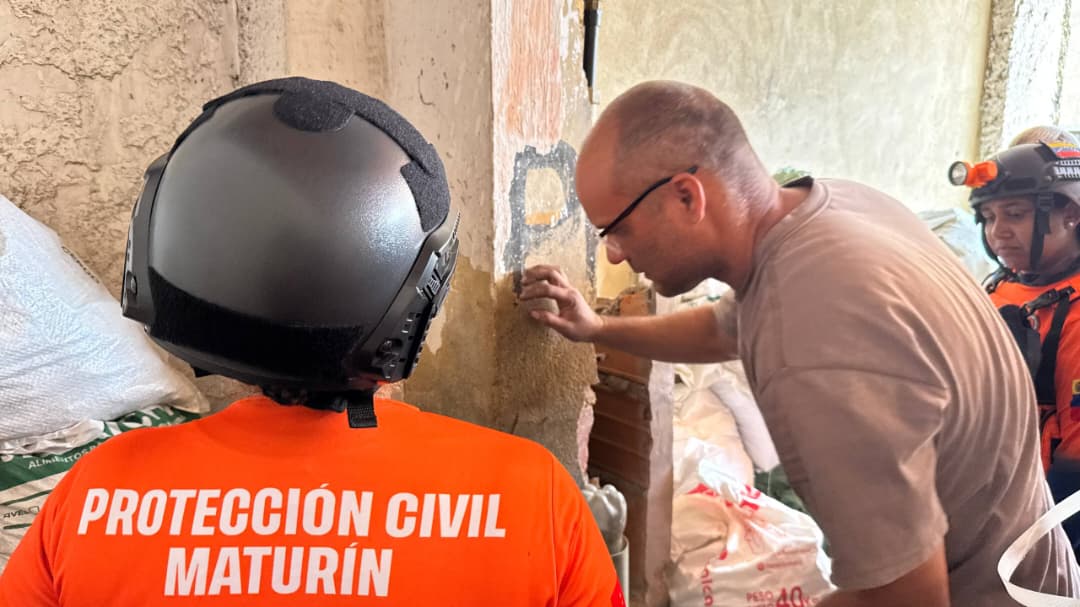 PCAD Maturín y bomberos municipales inspeccionaron edificios en Las Cocuizas 2 evalacion2
