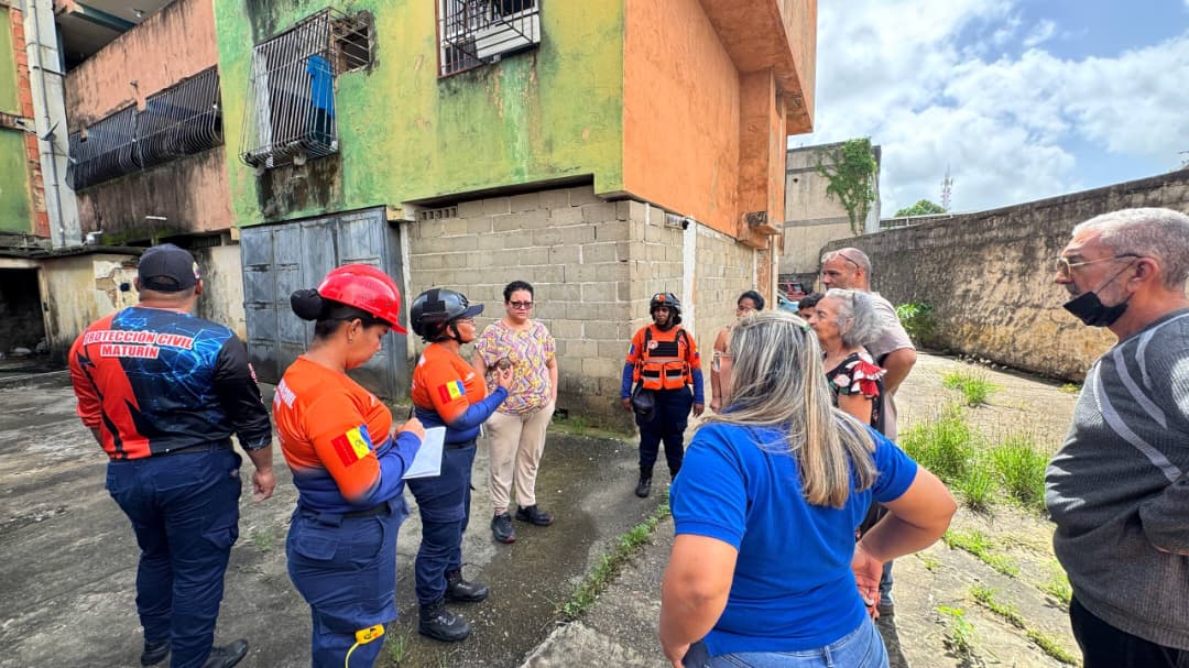 PCAD Maturín y bomberos municipales inspeccionaron edificios en Las Cocuizas 3 evaluacion3