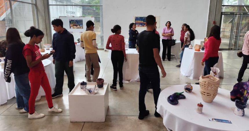 Con 60 piezas artesanales inauguran Expocerámica en el Icum 1 Icum