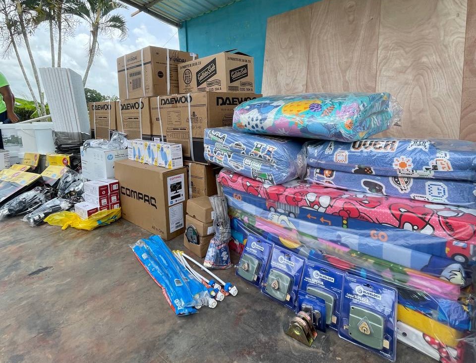 Comuna indígena “Santa Bárbara” entrega insumos y materiales en escuelas de Morón 3 moron3