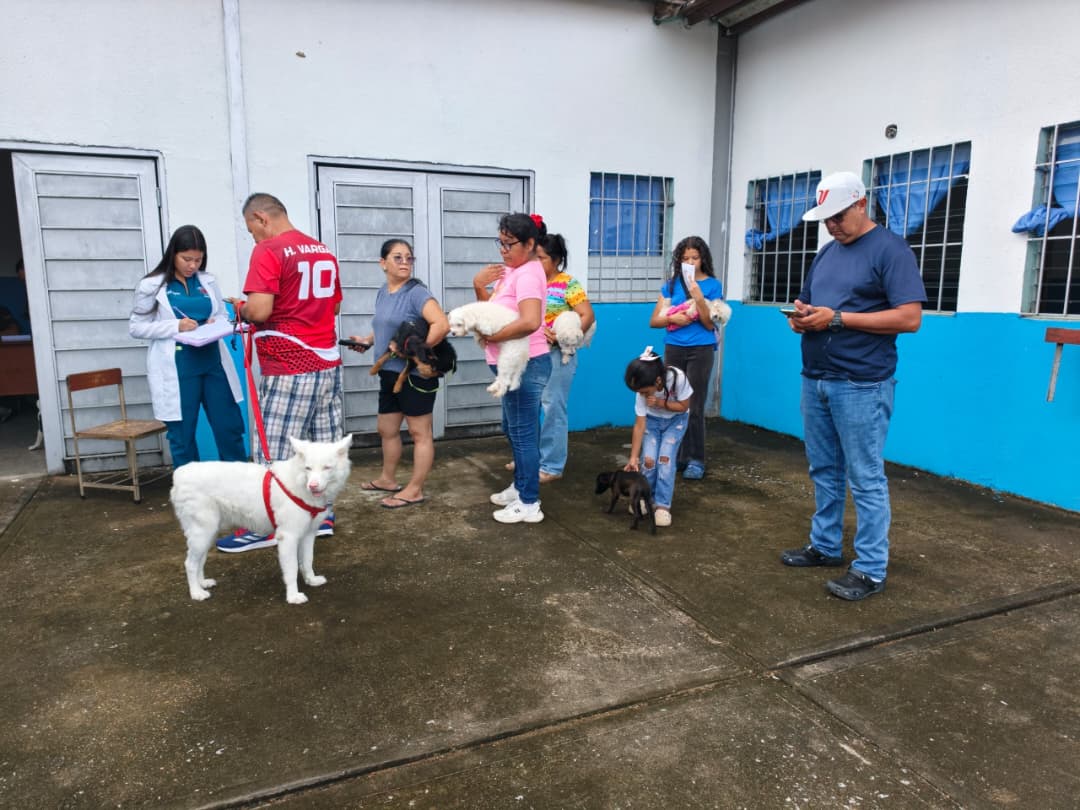 Misión Nevado realiza jornada de vacunación antirrábica en Monagas 2 nevadi2 1