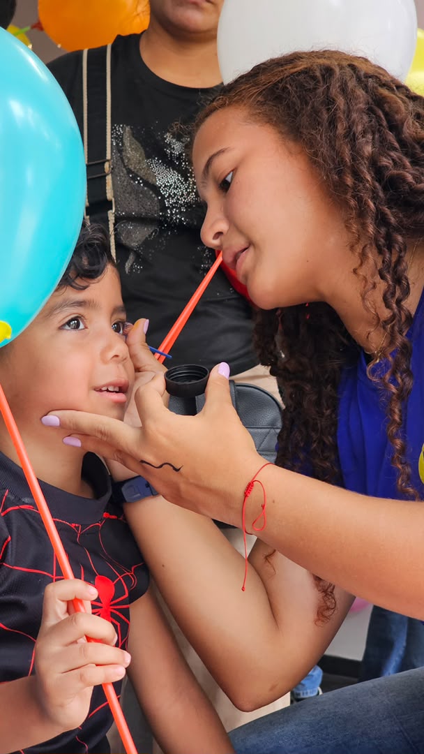 Más de 7 mil niños llenaron de alegría y juegos el Parque La Guaricha en su día 4 nnos2