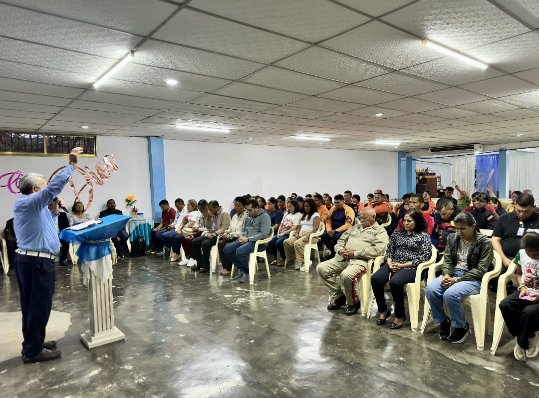 Pastores de Ezequiel Zamora elevan oración de fe y esperanza por Venezuela 3 pastores