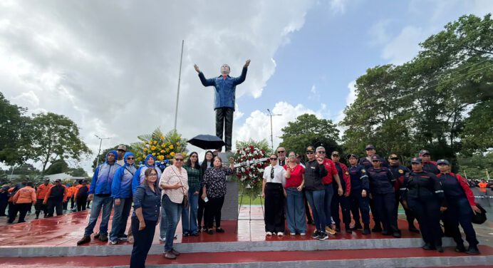 Conmemoran 72º aniversario del natalicio de Hugo Chávez