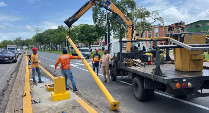 Instalado semáforo ubicado frente al terminal de Maturín
