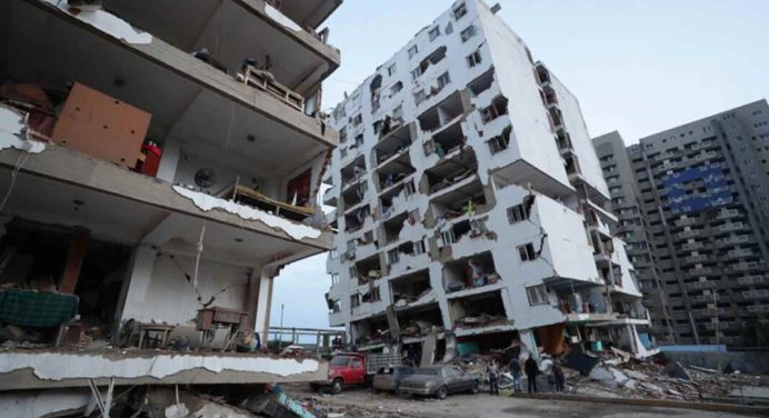 Confirman 2.645 fallecidos por los terremotos del 24Jun