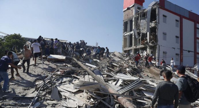 Cifra actualizada: 181 los muertos por el terremoto en Colombia