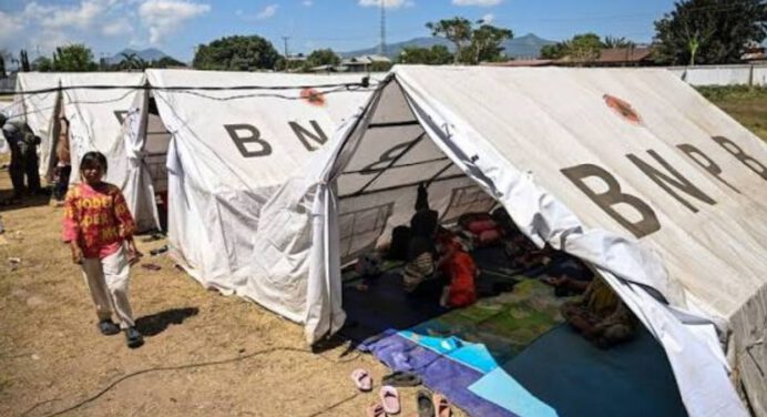 A una semana del terremoto en Indonesia: 87 muertos y más de 150.000 desplazados 