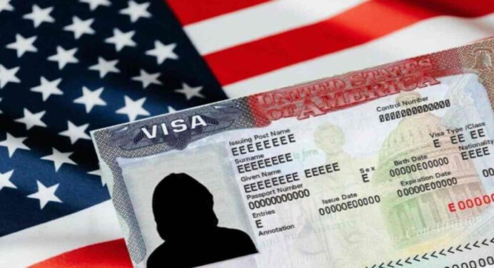 Tribunal federal anula suspensión de visados ordenada por Trump para 75 países