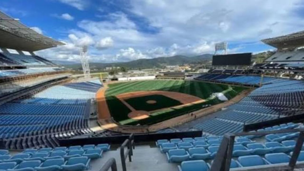 Estacionamiento del Estadio Monumental de Caracas