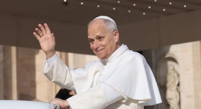 Perú declara de interés nacional la visita del papa León en noviembre