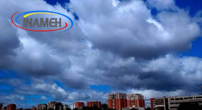 Inameh: Onda tropical número 33 se desplaza por el centro al occidente del país
