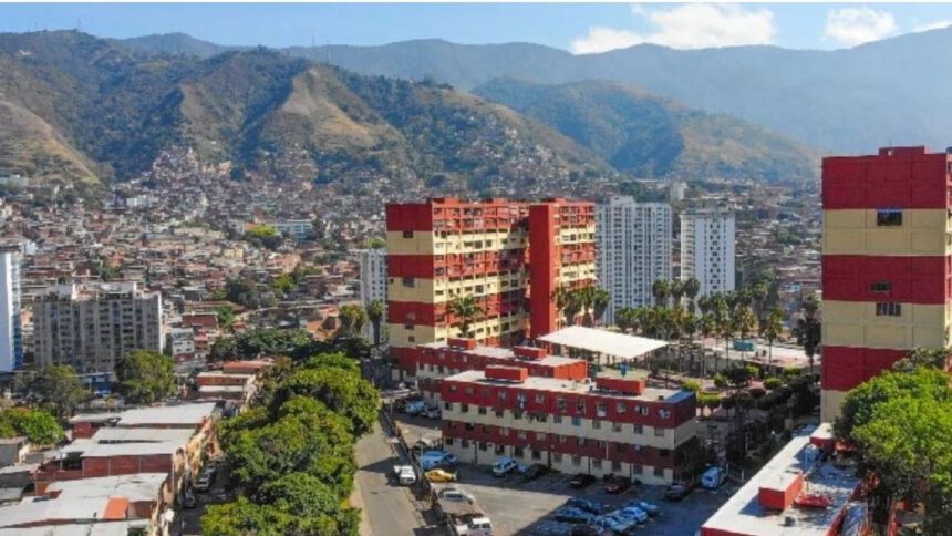 Plan Venezuela Renace entregó 100 apartamentos rehabilitados en el 23 de Enero 1 Plan Venezuela Renace
