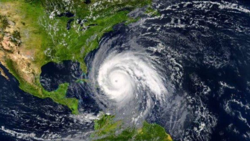 onda tropical número 44.