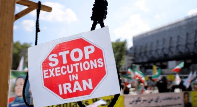 ONU condena ejecuciones masivas de miembros de minorías étnicas en Irán