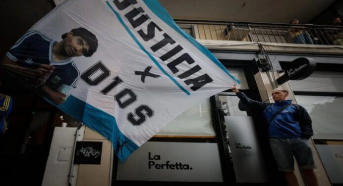 Juicio por la muerte de Maradona continuará este martes
