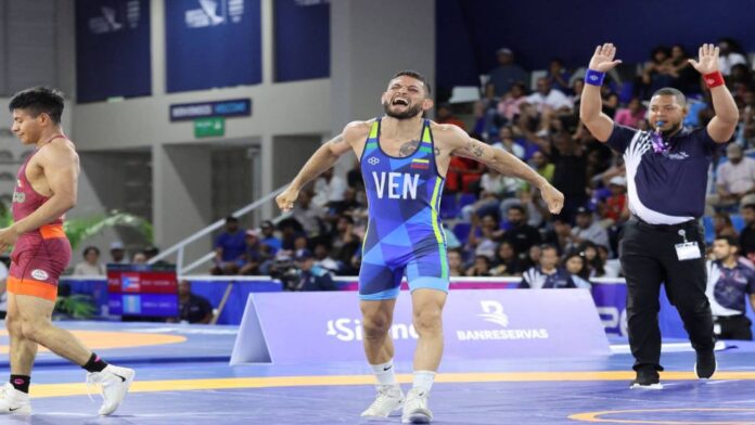 Tiro deportivo y lucha aumentan medallero criollo en Santo Domingo 2 Raiber Rodriguez 696x392 1