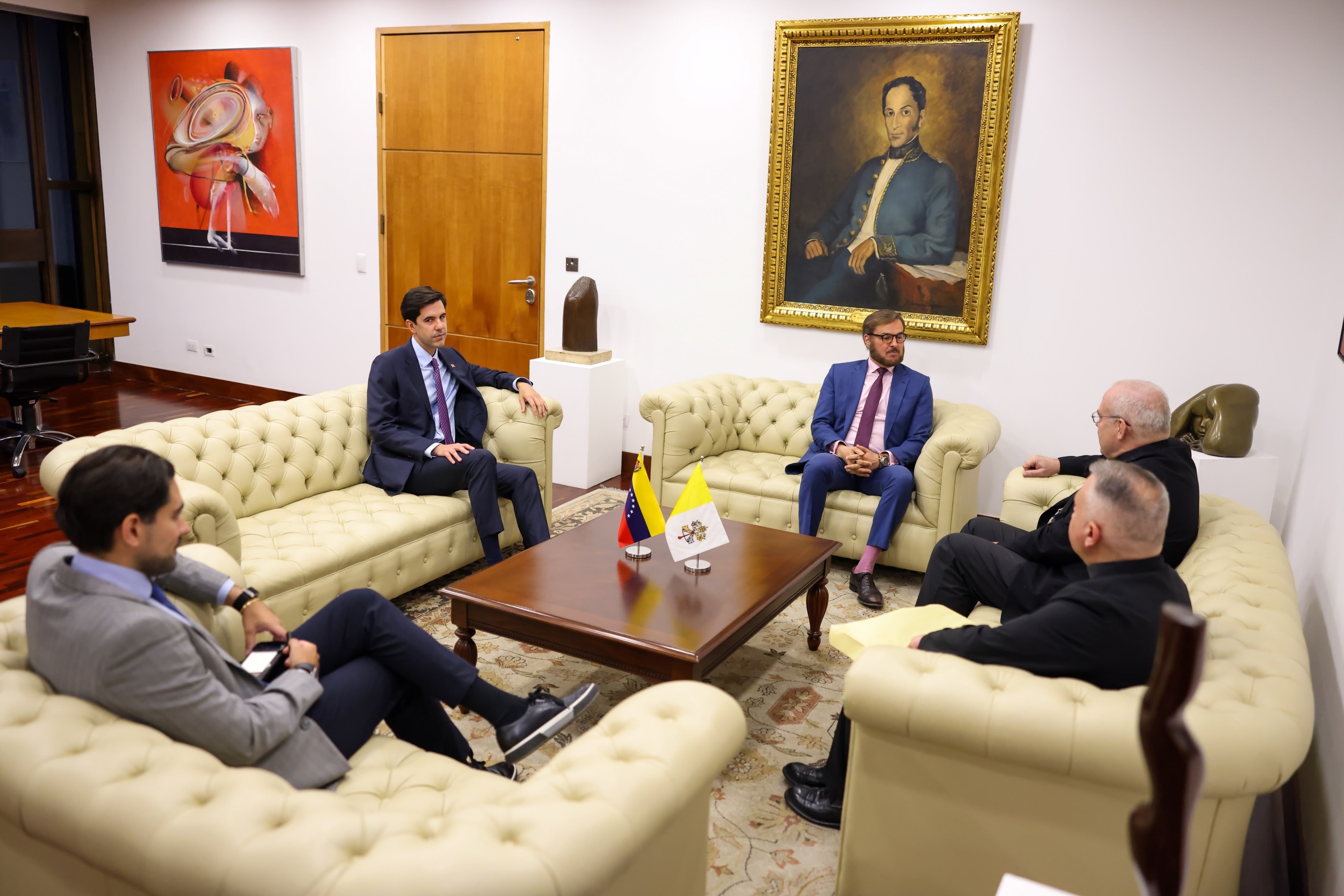 Diálogo por la paz: Canciller y nuncio apostólico establecen alianzas 2 paz
