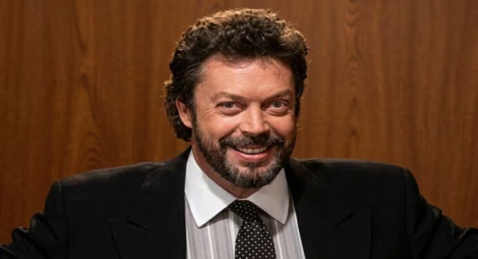 Actor Tim Curry falleció en su residencia a los 80 años