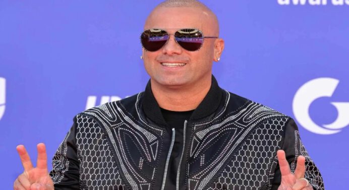 Wisin presenta «La Universidad del perreo»