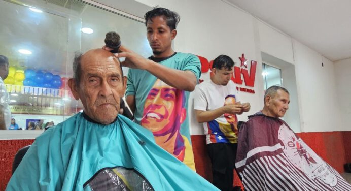 Adultos mayores de Maturín recibieron asistencia social en el Psuv