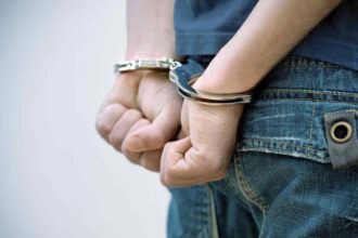 adolescente detenido
