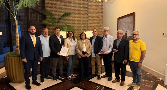 Ángel Aristimuño solicita incluir caso de los presos políticos en la mesa de diálogo