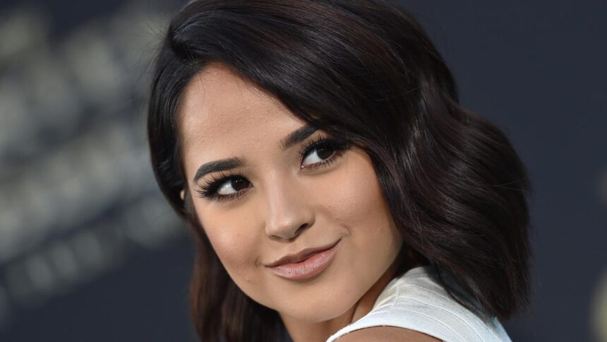 Becky G rinde homenaje a sus raíces latinas 1 Becky G