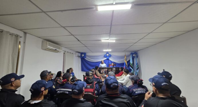 Municipio Santa Bárbara conmemora día nacional del Bombero