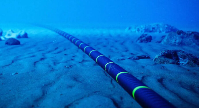 Cantv y Liberty Networks anuncian el sistema submarino Fénix