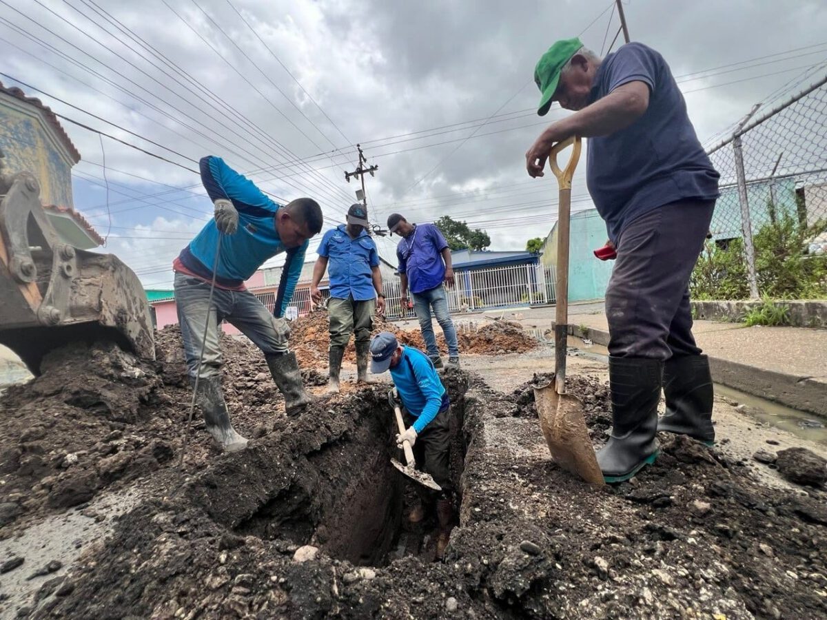 Sustituyen 10 metros de colector en el sector El Paraíso de Maturín 2 colector2