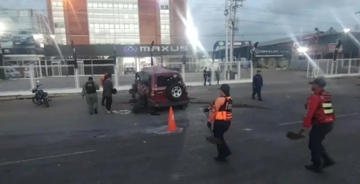 Un lesionado deja colisión en la avenida Alirio Ugarte Pelayo 4 colision3