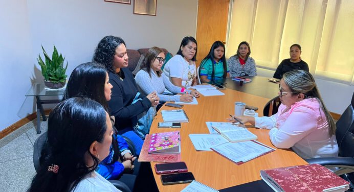 Alcaldesa Roselis León anuncia reapertura de farmacias comunitarias en Santa Bárbara