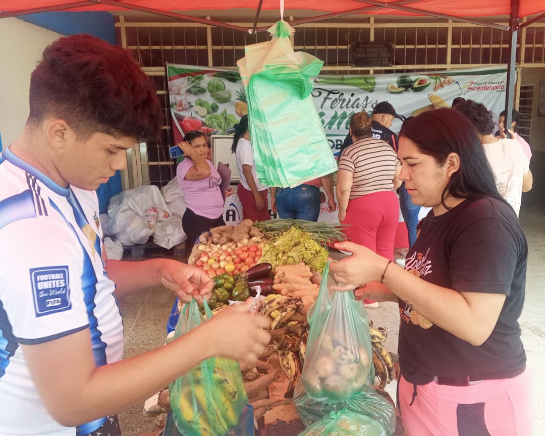 Ferias del campo soberano favorecen a más de 2 mil 600 familias zamoranas 2 feria2 1