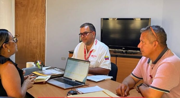 Alcaldesa Roselis León inspecciona avances de la gasificación del municipio Santa Bárbara