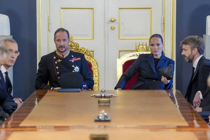  Haakon VIII,