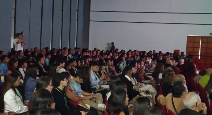Realizan con éxito jornada académica de Medicina Interna Monagas 2026