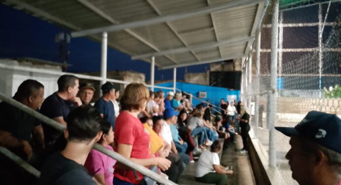 Más de 14 años sin agua casas cercanas al tanque elevado de Las Carolinas