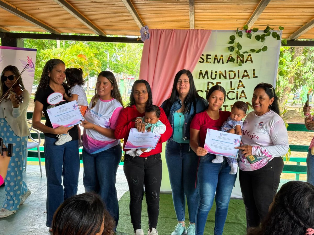 Madres son homenajeadas en el marco de la semana de la Lactancia materna 2 madres2