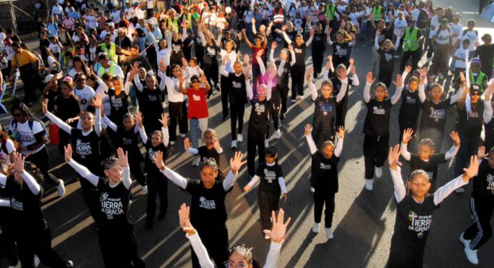 En Punta de Mata más de 4 mil personas se movilizaron en la “Marcha para Jesús”