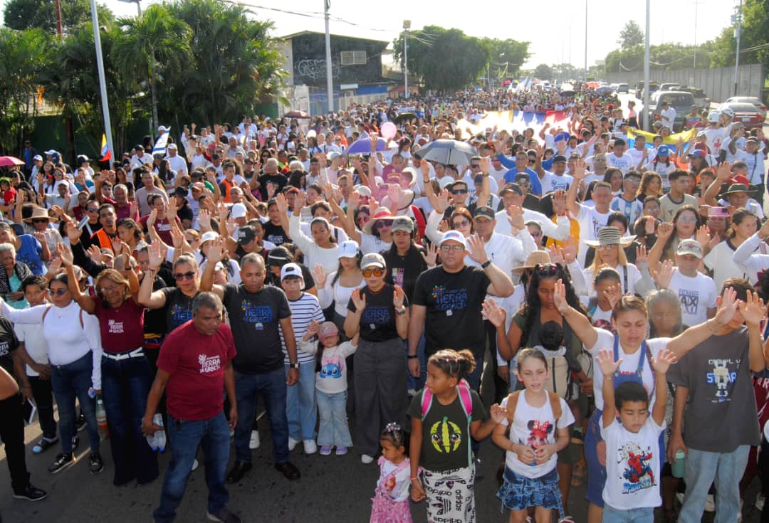 En Punta de Mata más de 4 mil personas se movilizaron en la “Marcha para Jesús” 2 marcha2 1