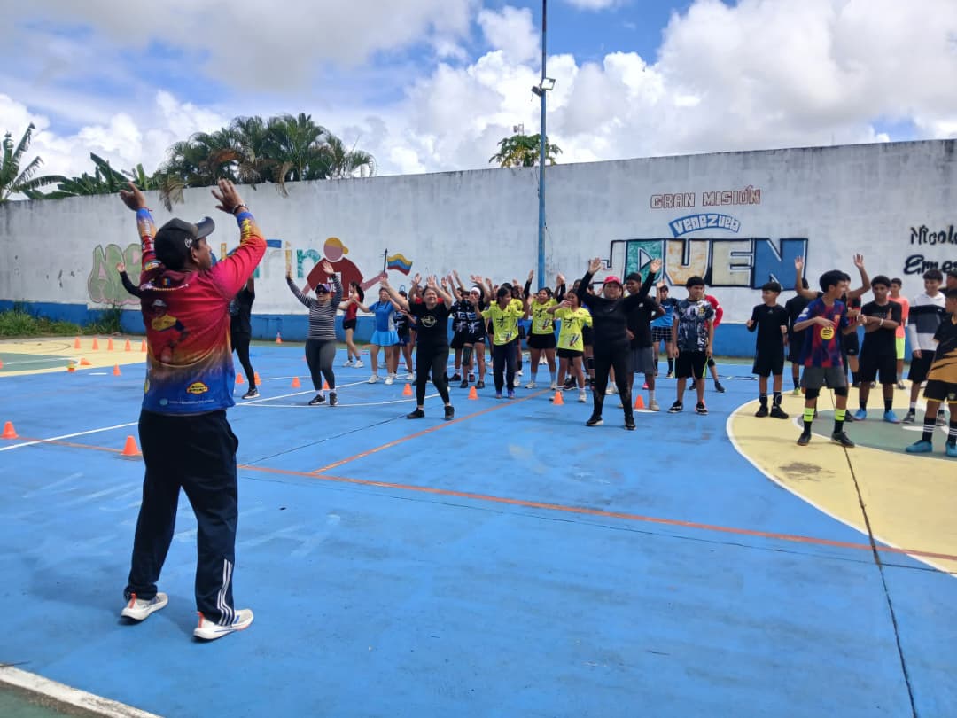 Impulsan actividad física en Las Cocuizas y La Muralla 3 maturin3