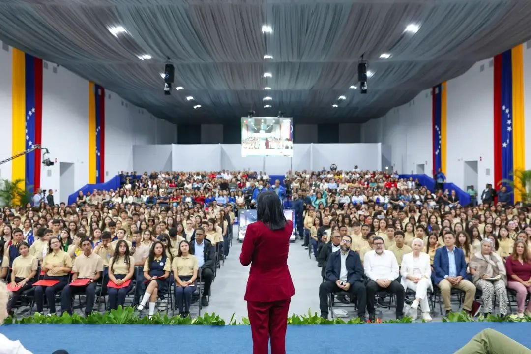 En Caracas 27 bachilleres monaguenses son reconocidos por su excelencia académica 3 merito3