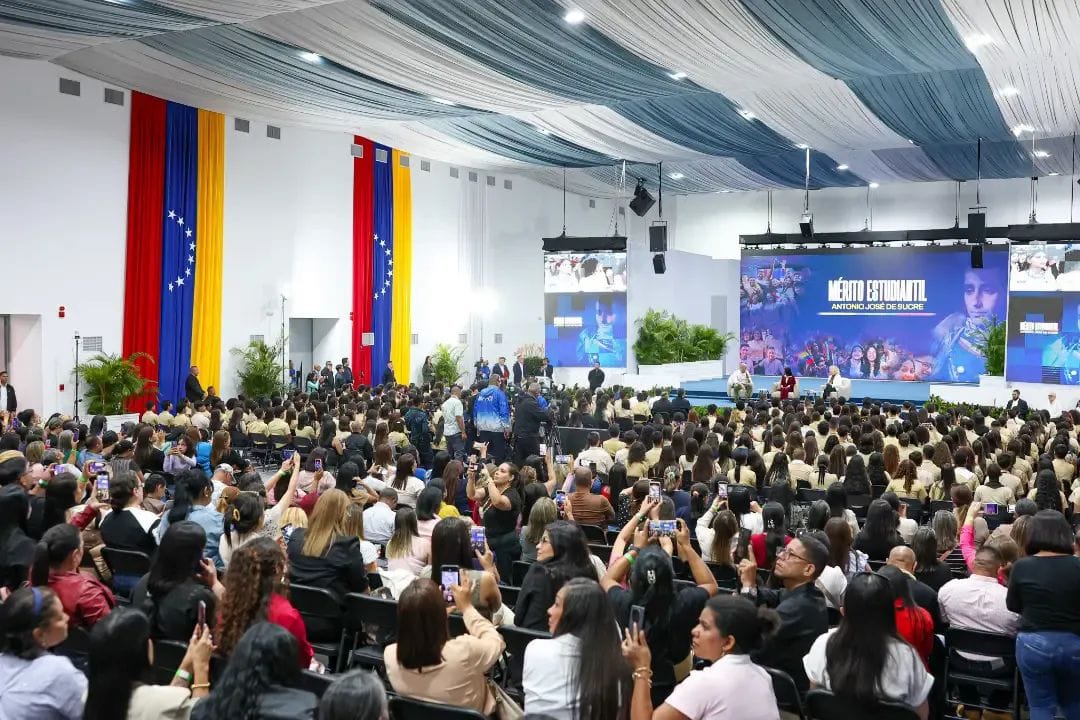 En Caracas 27 bachilleres monaguenses son reconocidos por su excelencia académica 4 merito4