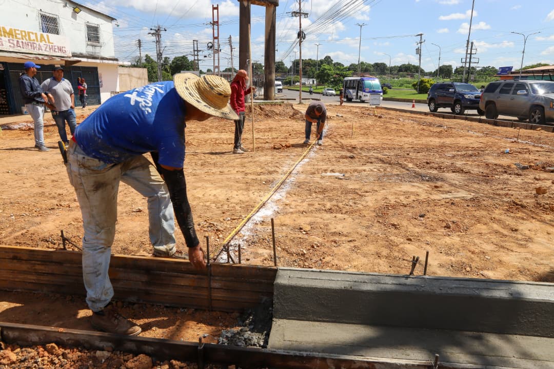 Gobernador Luna inspecciona obras que adelanta en parroquia Alto de Los Godos 3 obra3