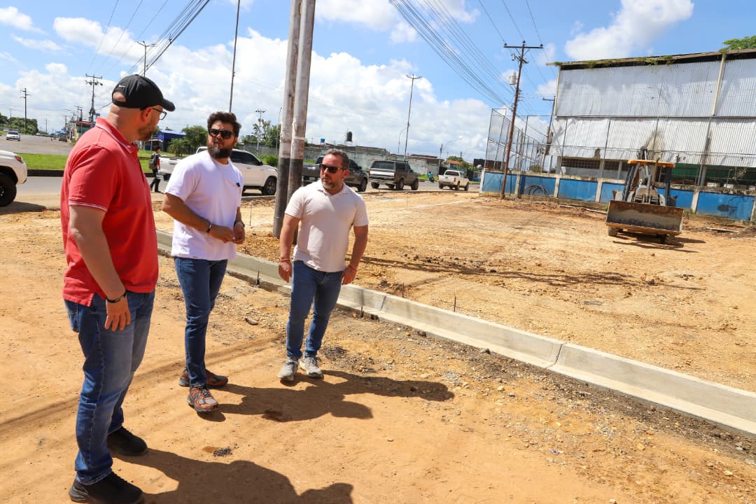 Gobernador Luna inspecciona obras que adelanta en parroquia Alto de Los Godos 2 obras2