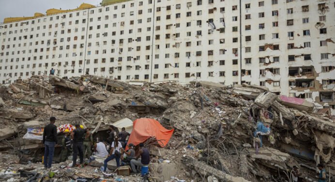 Asciende a 6.301 la cifra de muertos por el doble terremoto de junio