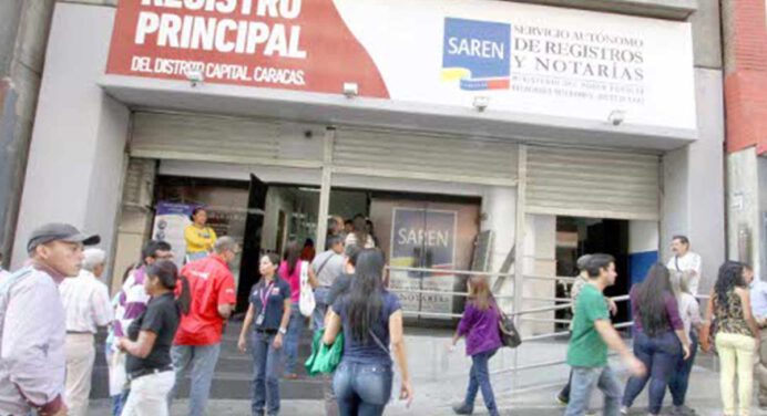 Capturada trabajadora del registro que cobraba 250$ por alterar actas de nacimiento
