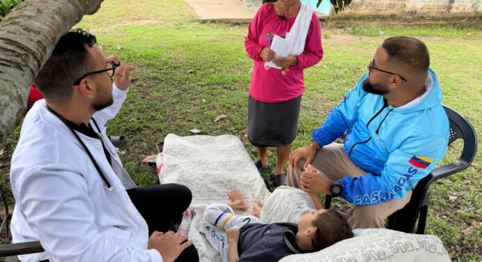 Gobernador Luna garantiza atención directa a niños con condiciones especiales‎